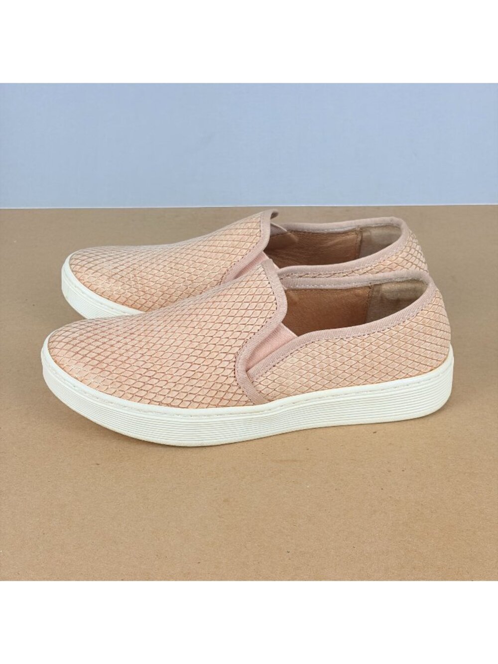 Sofft Somers Leather Slip On Shoes Womens 6.5 Blush Pink Gold Casual Comfort